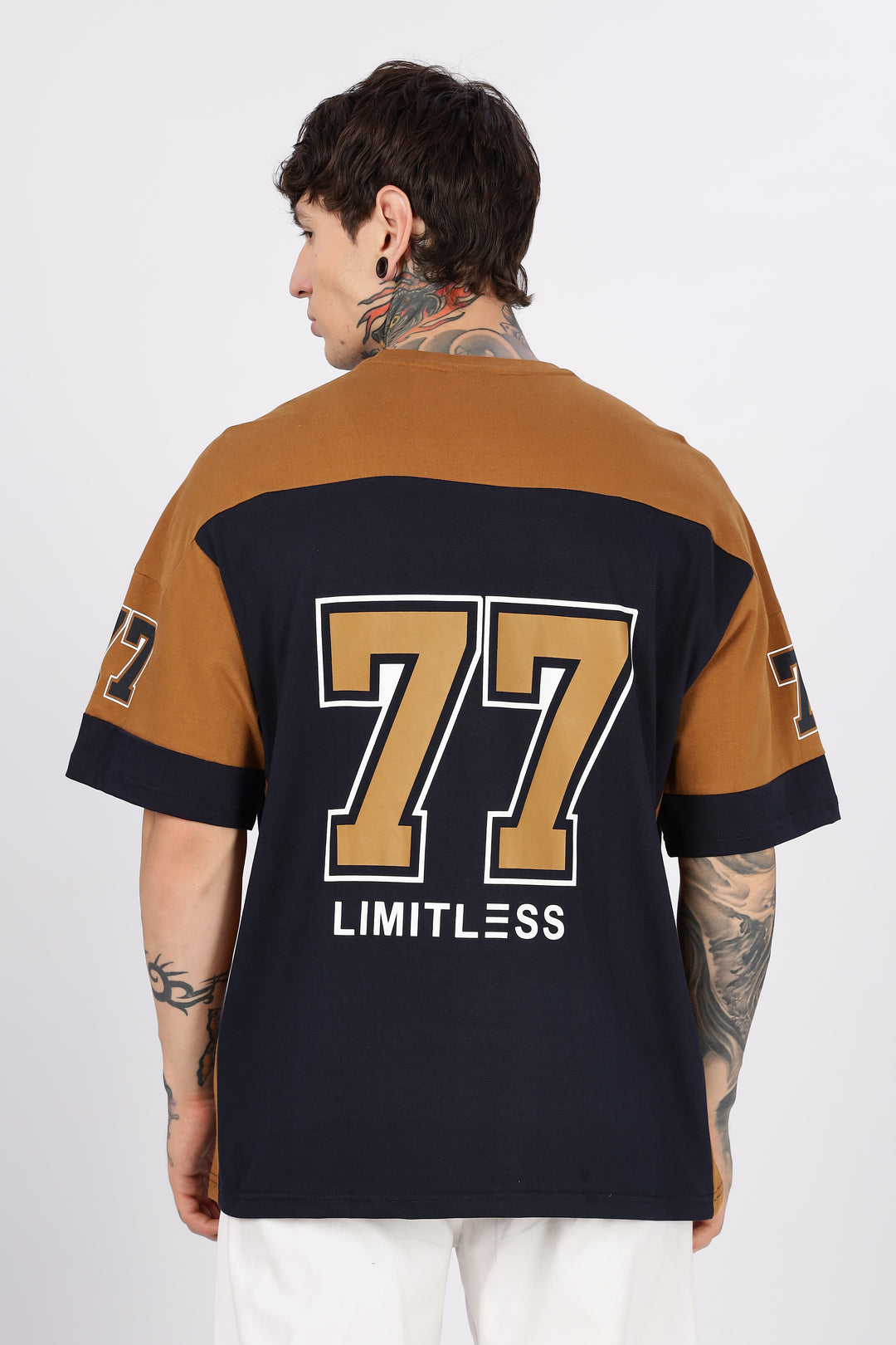 Basketball: Oversized T-shirt