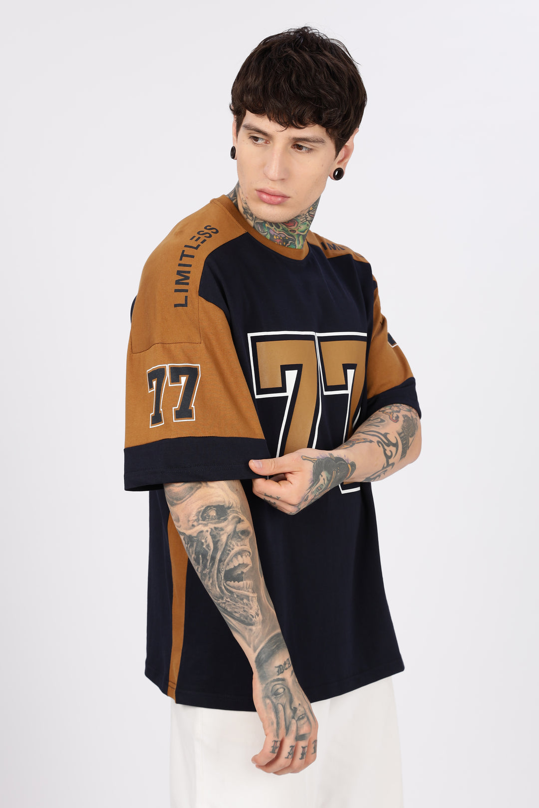 Basketball: Oversized T-shirt