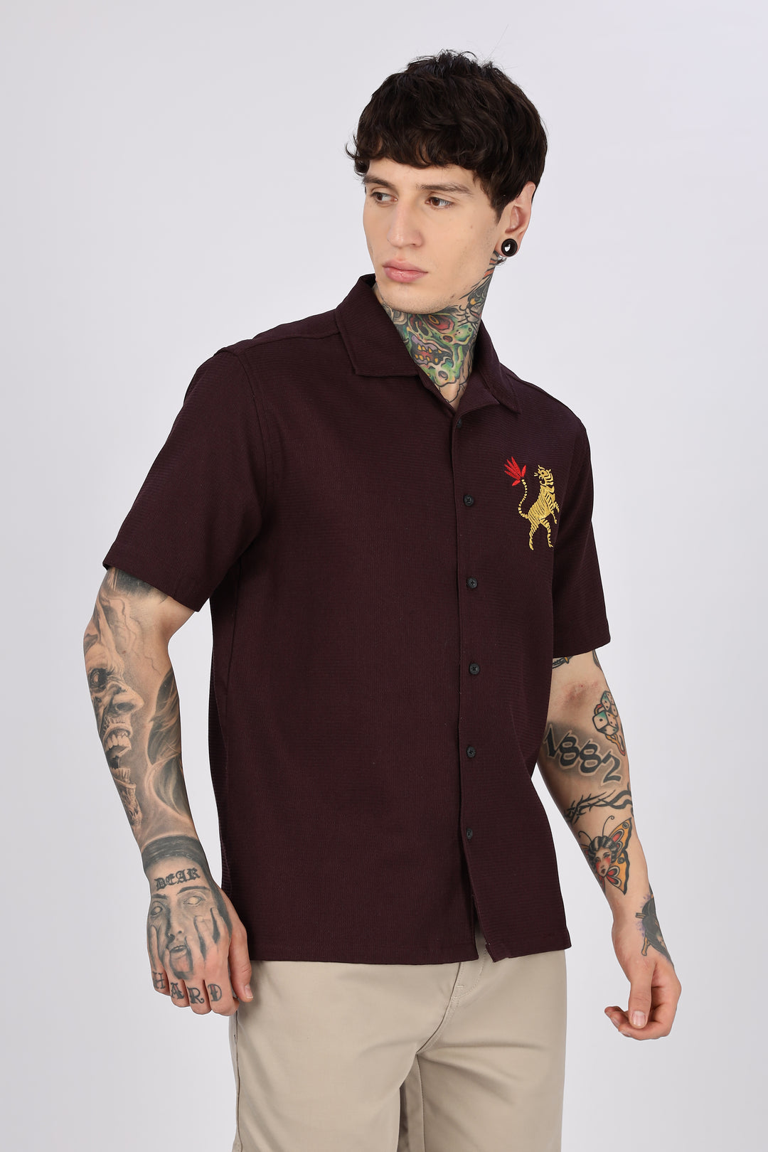 Tiger: Embroidery Textured Fabric Cuban shirt