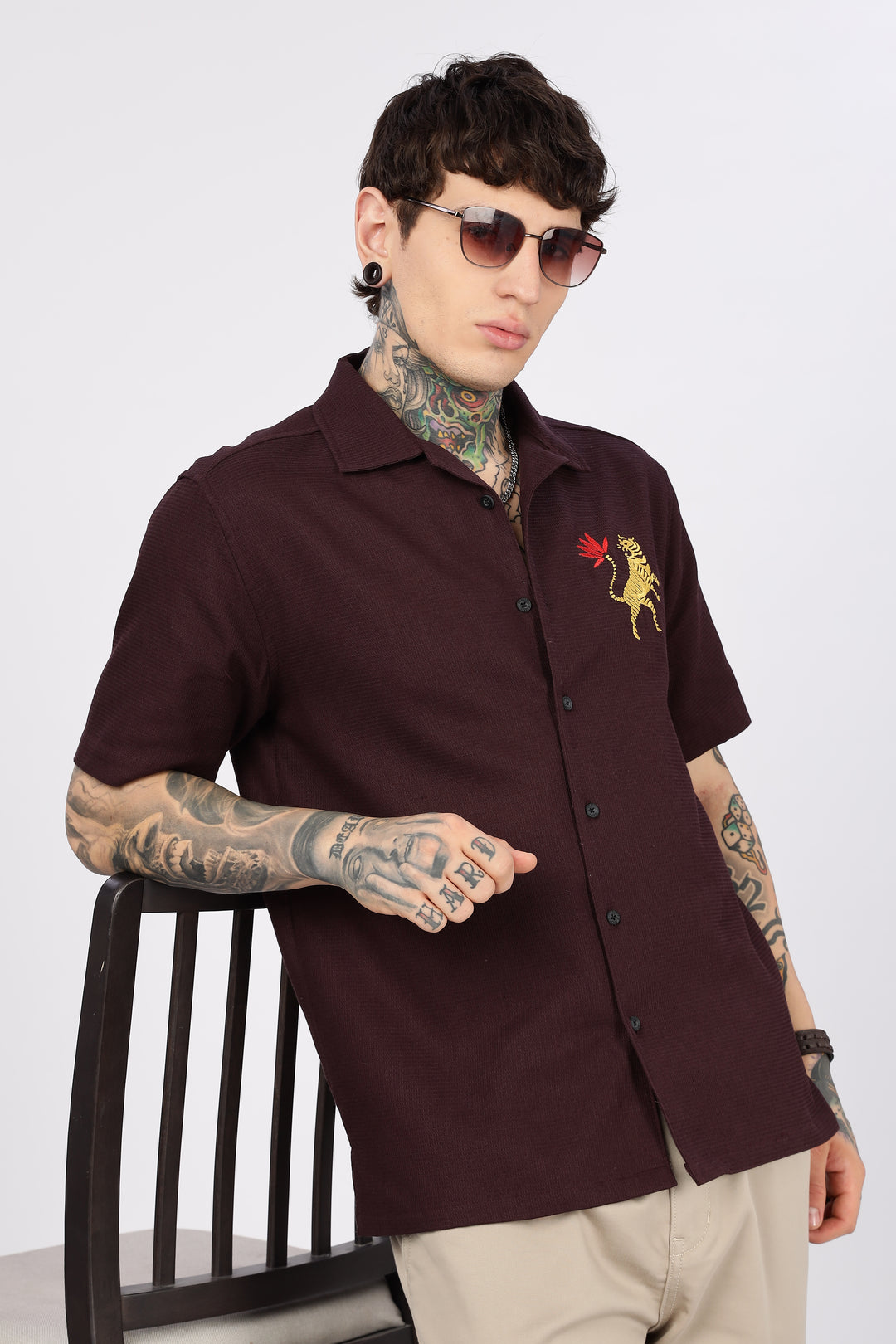 Tiger: Embroidery Textured Fabric Cuban shirt
