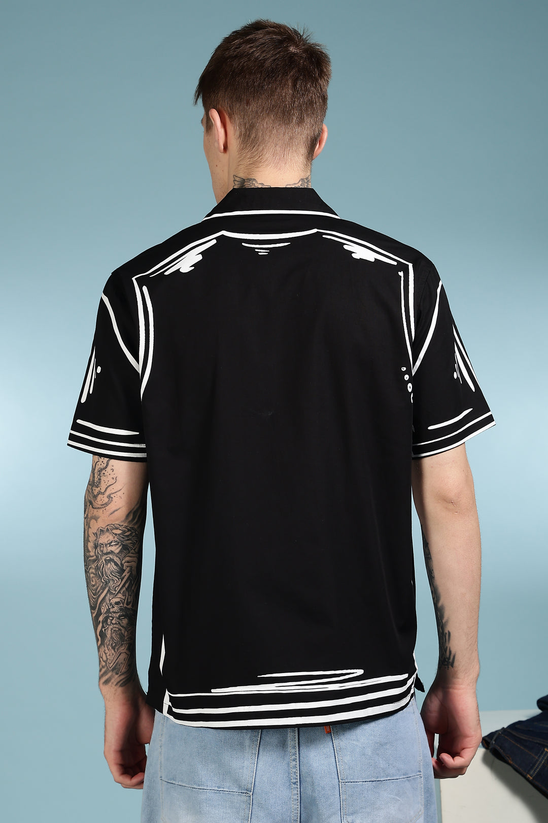Outline : Black Cuban Shirt