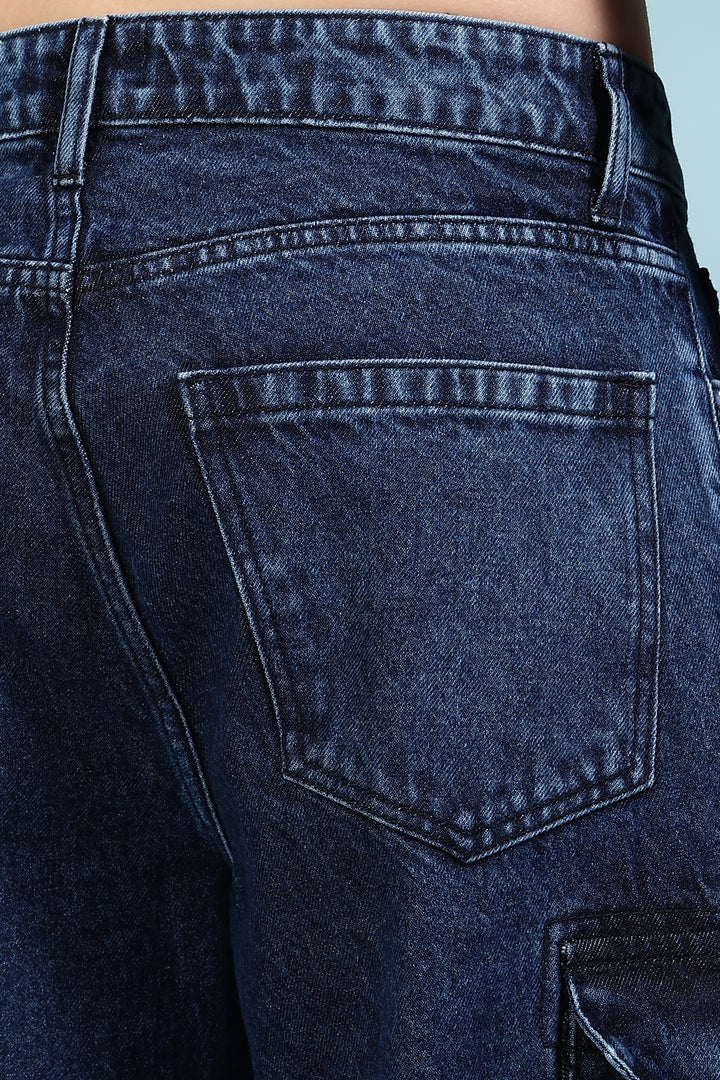 Classic: washed twin pockets cargo pants