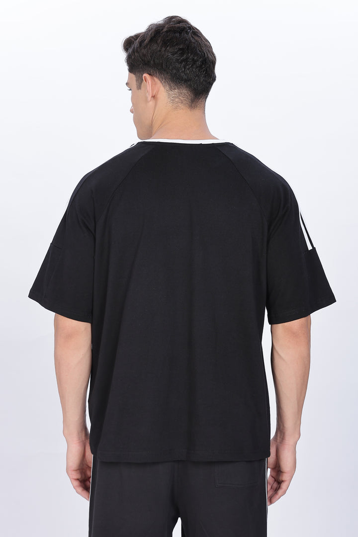 Grey Keychain: Black Oversized T-shirt