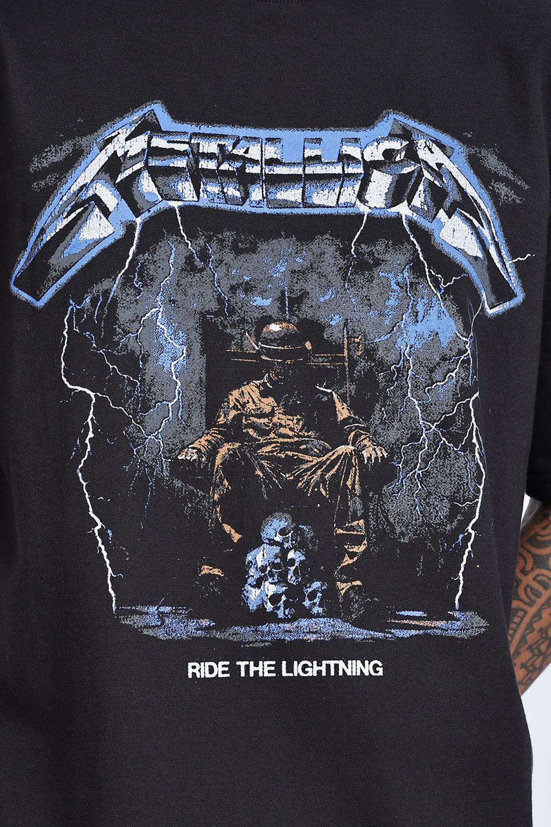 Thunder: Black Oversized T-shirts