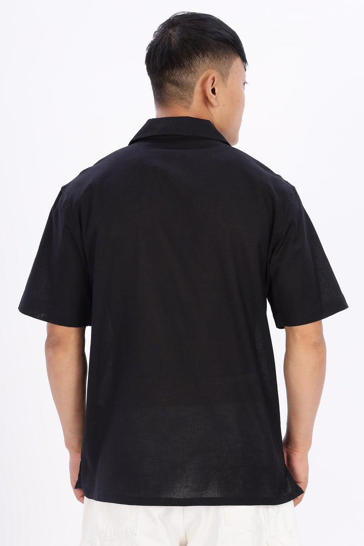 Trendsetting: Boxy Fit Linen black Cuban Shirt