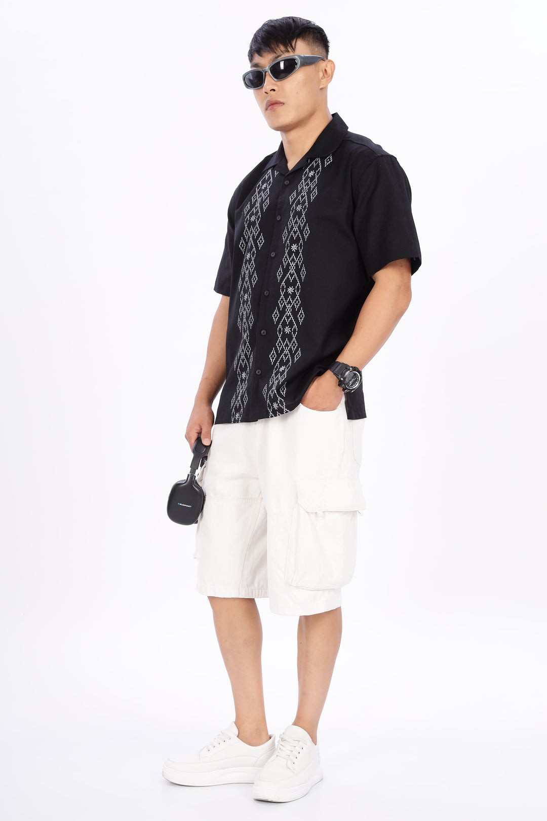 Trendsetting: Boxy Fit Linen black Cuban Shirt