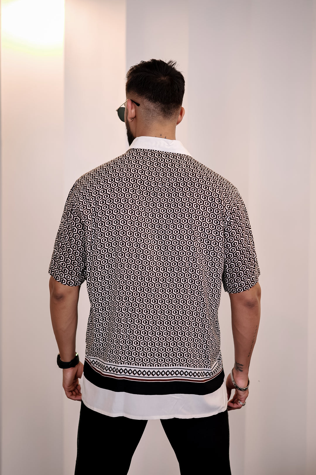 HEXAGON 1 8