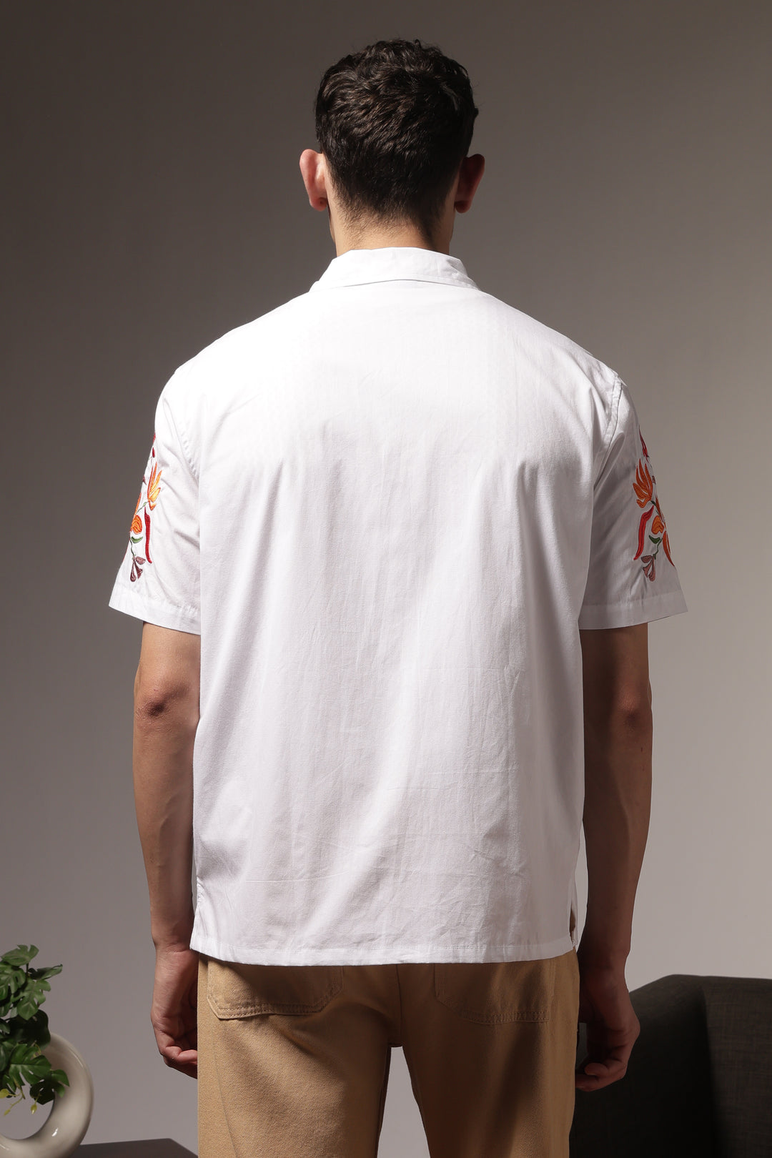 Sakura: Embroidery White Cotton Oversized Shirt