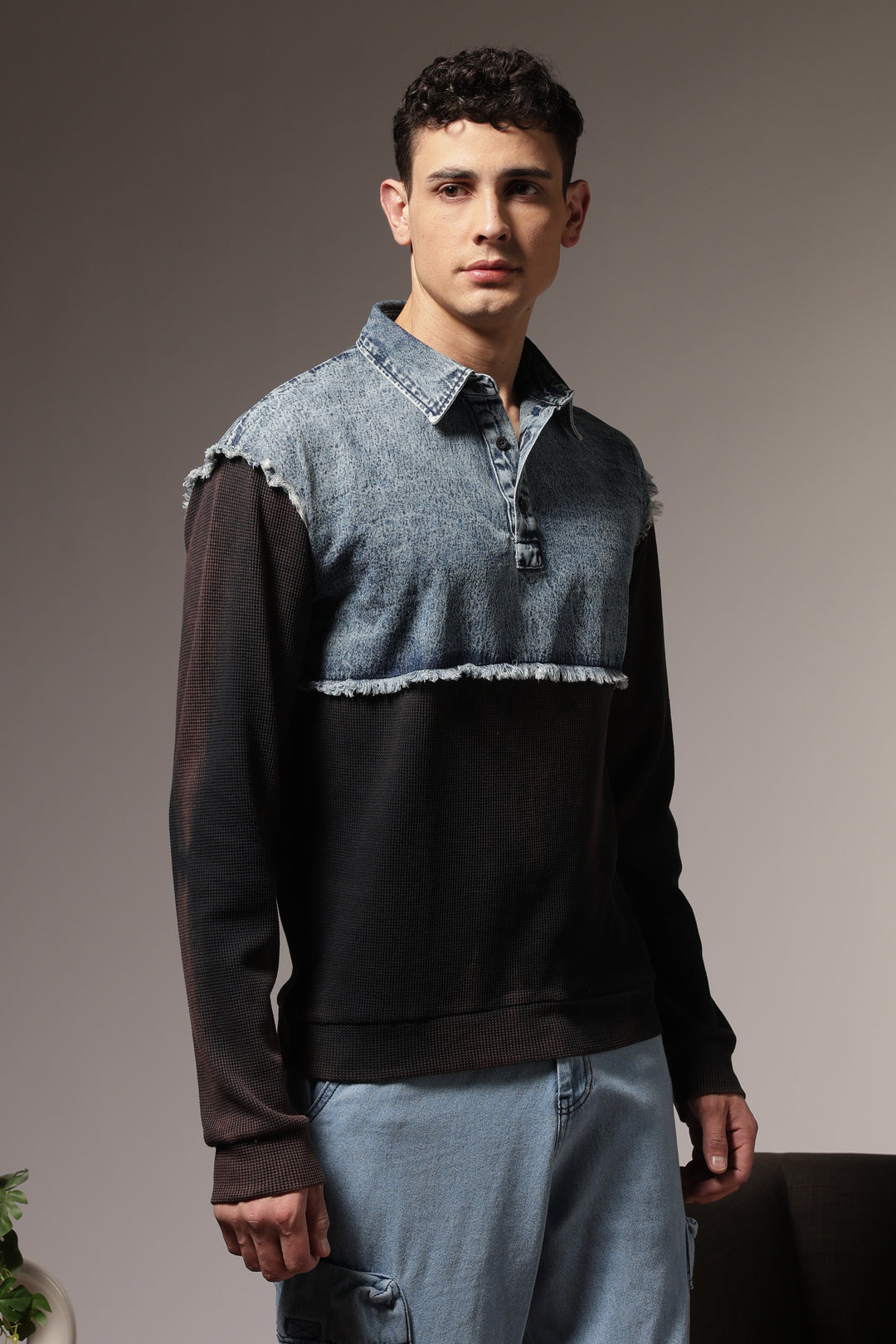 Denims: Sweatshirt