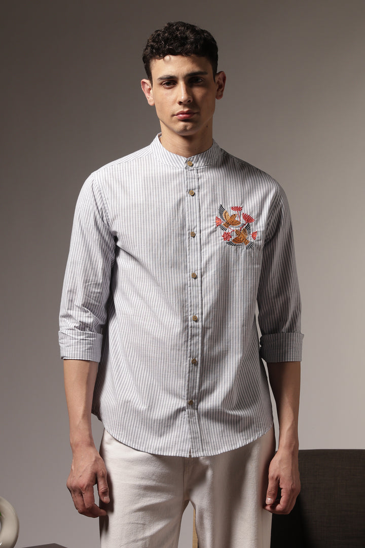 Songbird : Mandarin Collar Embroidery Shirt
