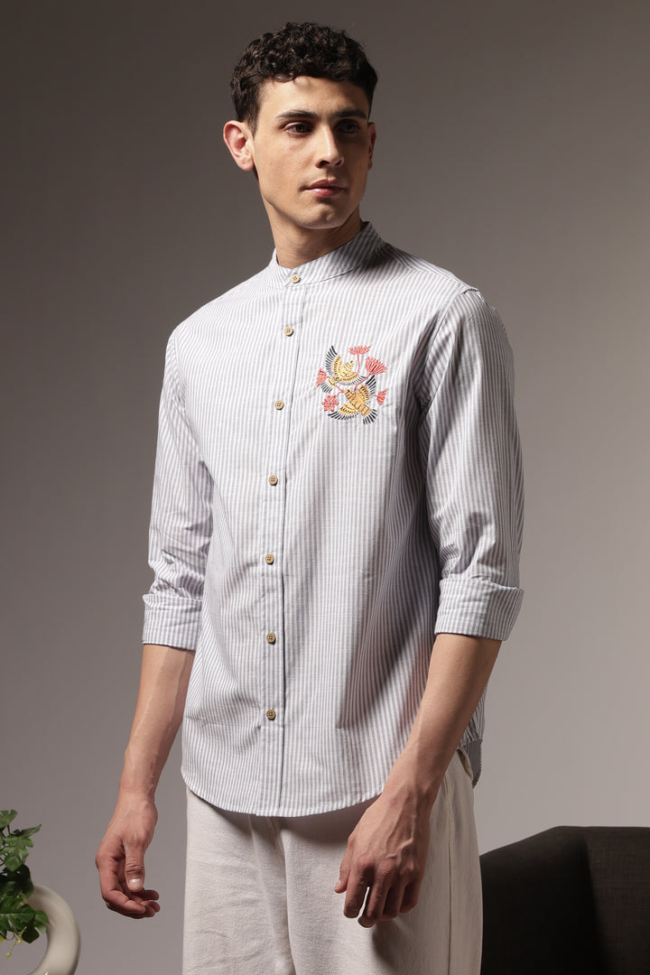Songbird : Mandarin Collar Embroidery Shirt