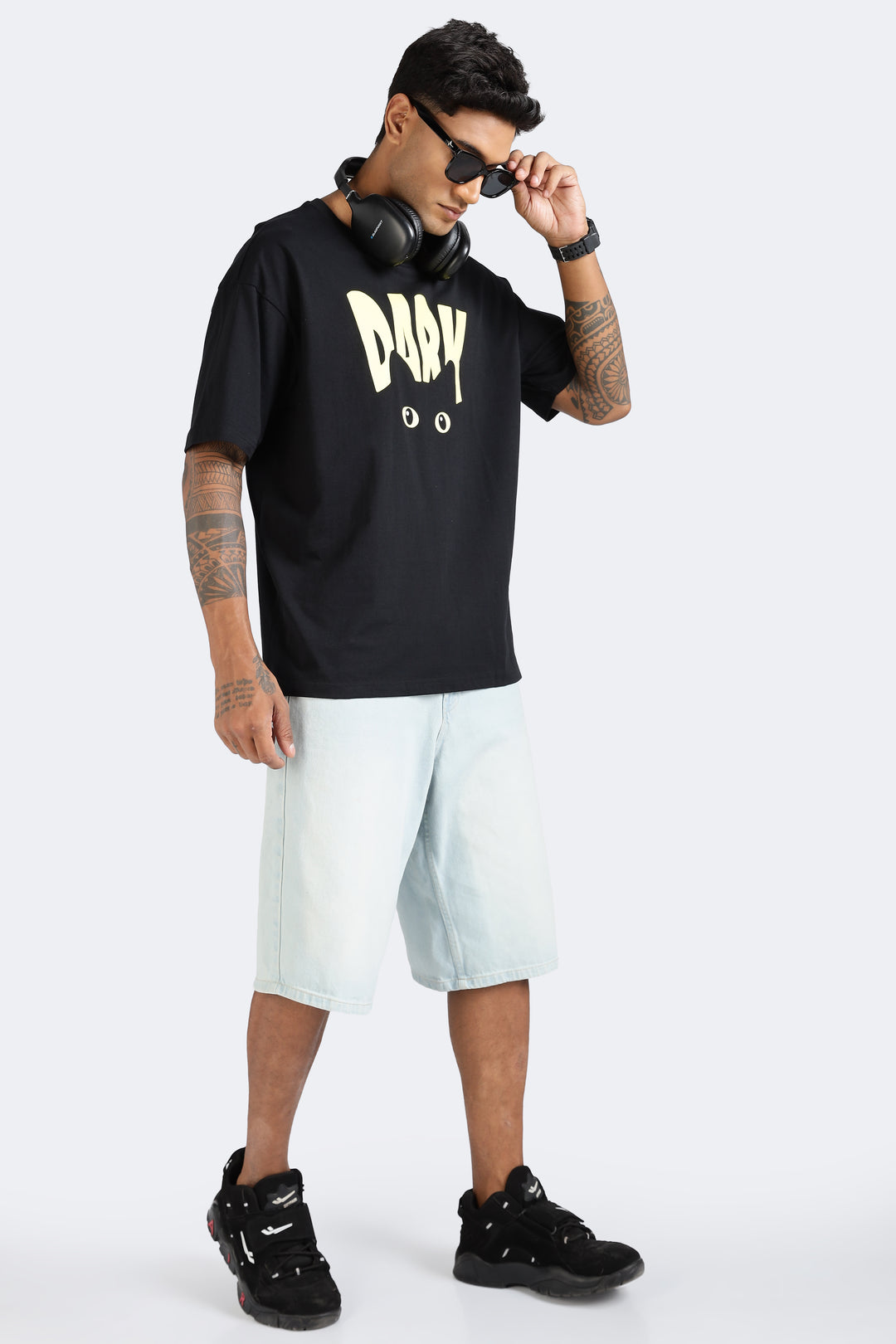Dark: Oversized T-shirt