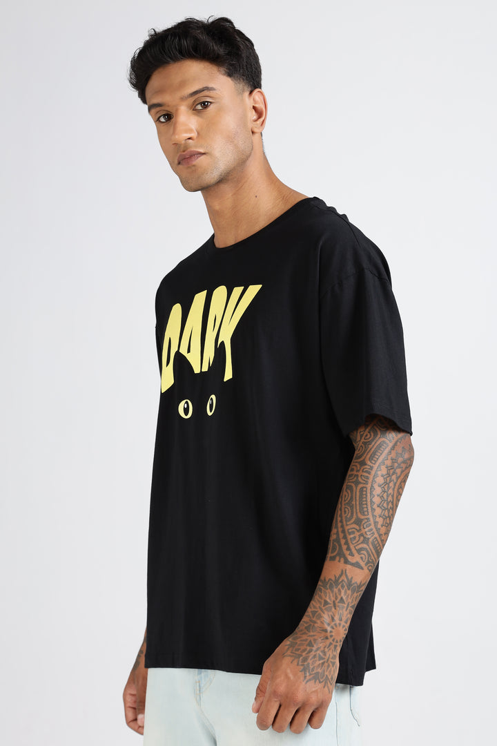 Dark: Oversized T-shirt