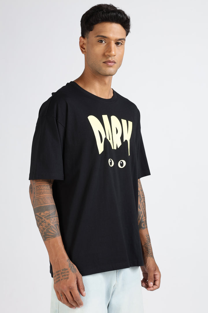 Dark: Oversized T-shirt