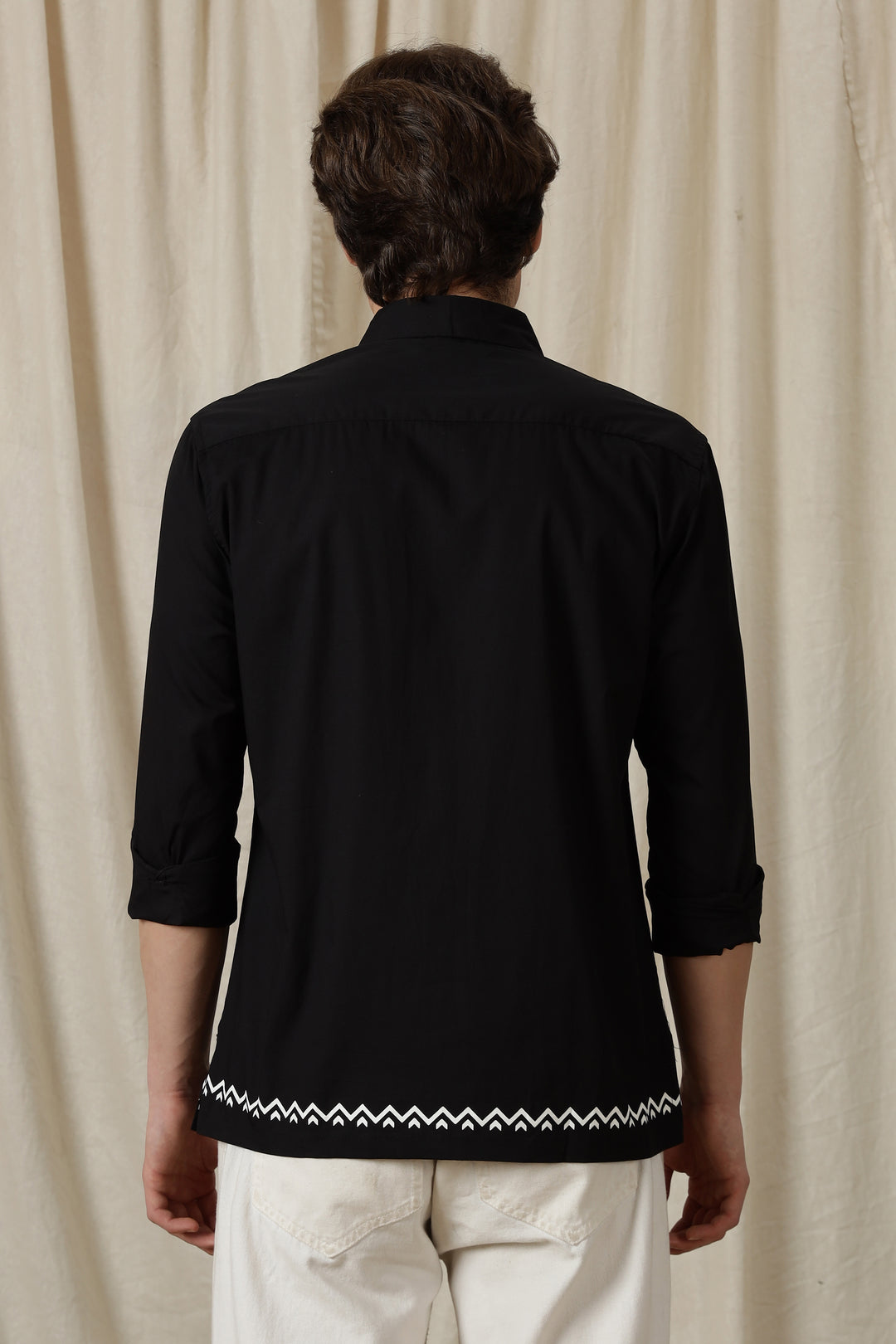 Fine Sketch: Printed Black Shirt