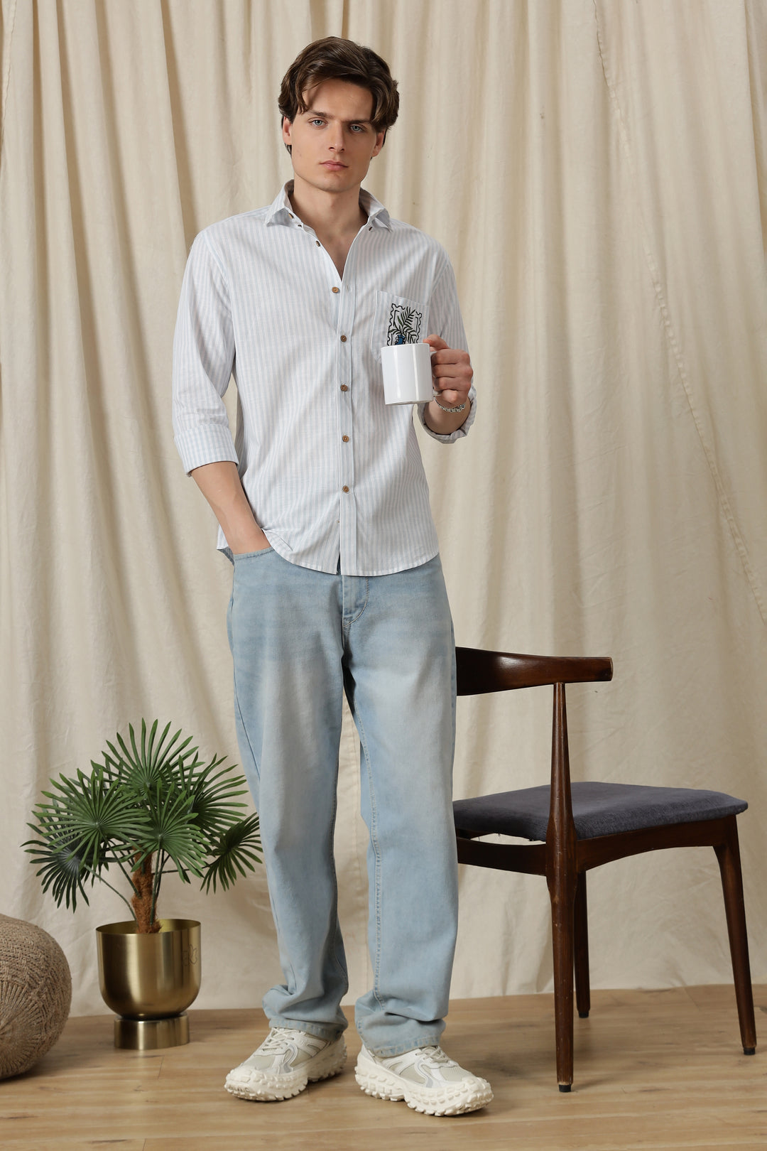 Pockets: Greek Vase Embroidery Shirt