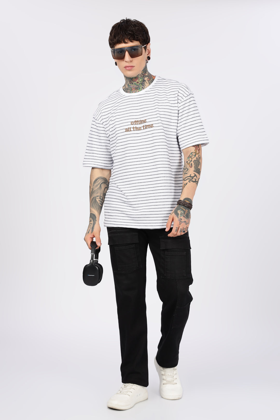 Offline: White Stripes Embroidery Oversized T-shirt