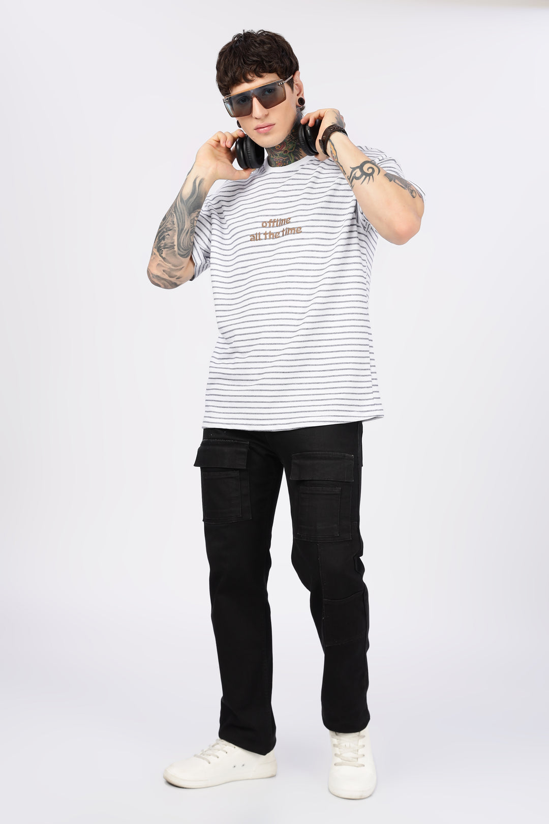 Offline: White Stripes Embroidery Oversized T-shirt