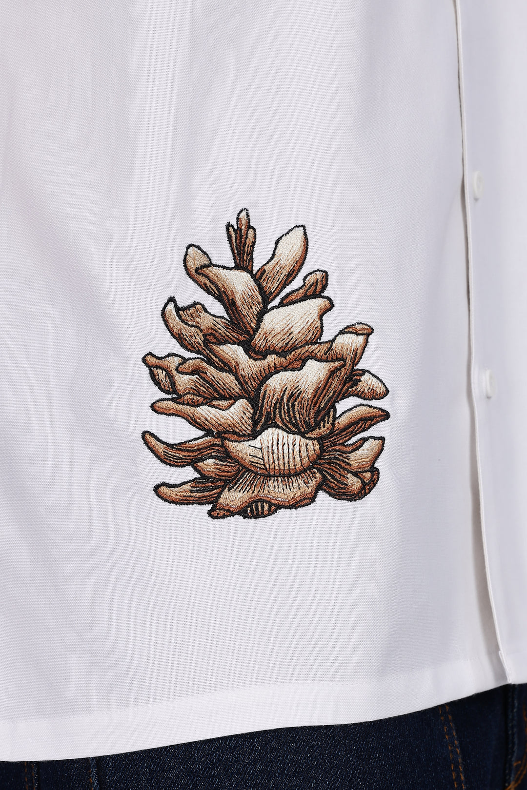 White Desert Embroidery Cuban Shirt
