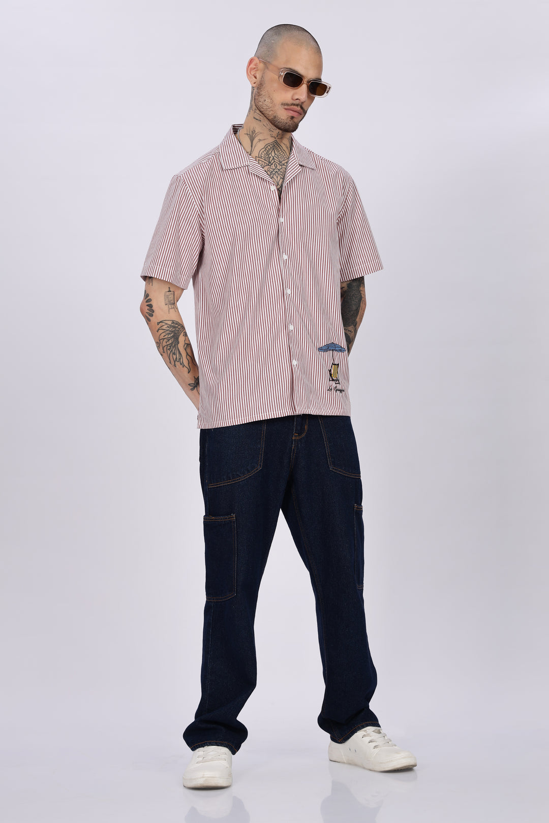 Holiday Chair : Embroidery Cuban Shirt