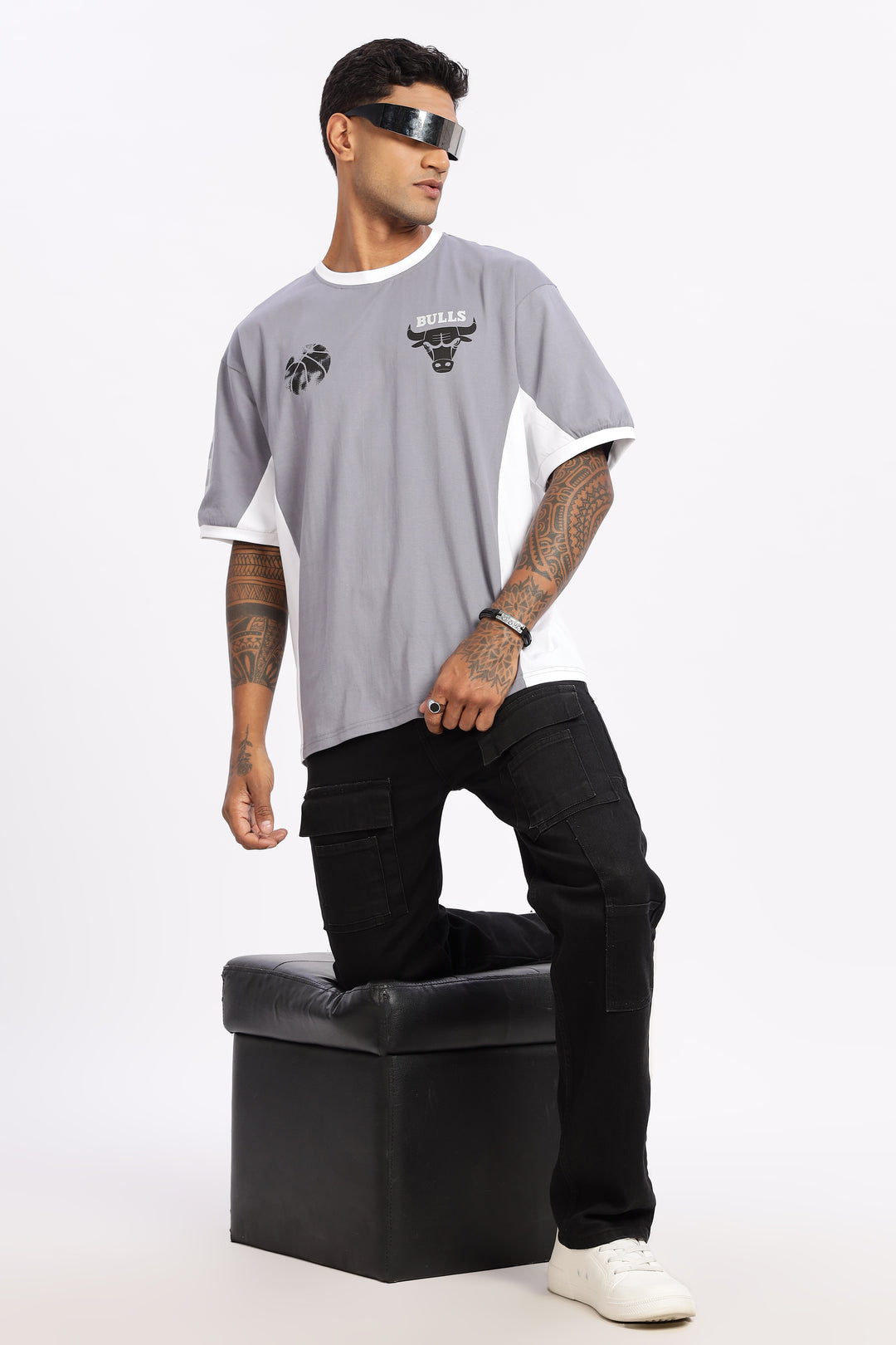 Chicago: Light Grey Oversized T-shirt