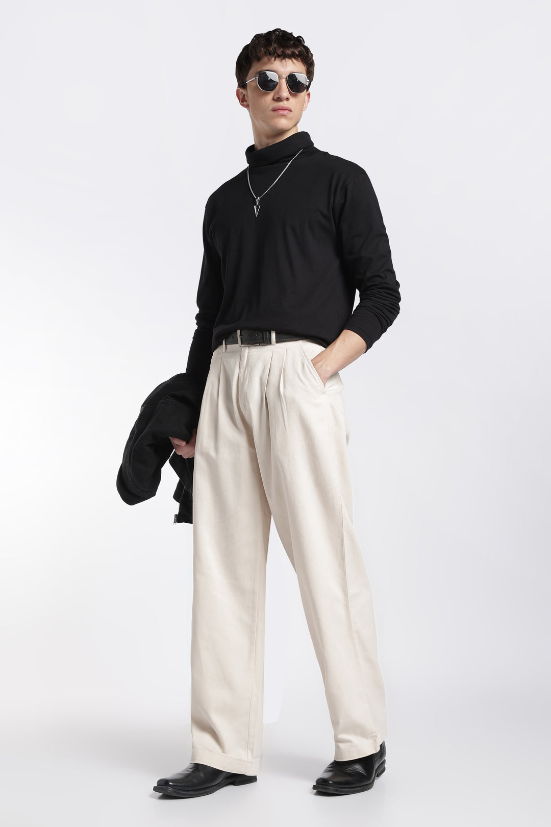 Korean Fit: Straight Creamish Navy Pants
