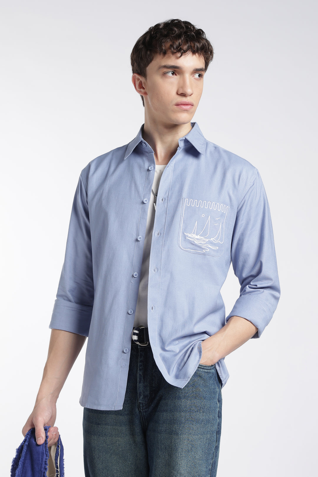 Pocket Yacht Embroidery : Linen Blue Shirt