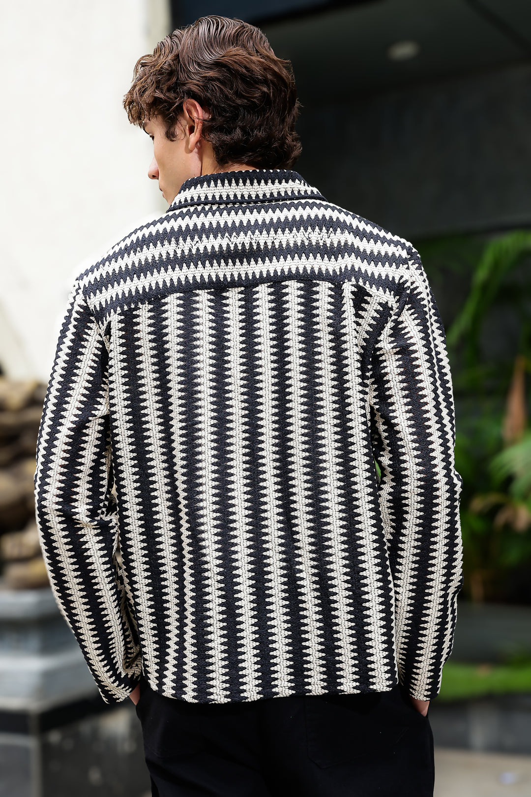 Long Sleeves : Black & Cream Zig Zag Crochet Shirt