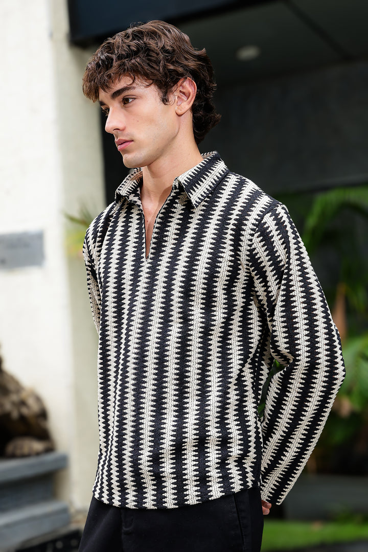 Long Sleeves : Black & Cream Zig Zag Crochet Shirt