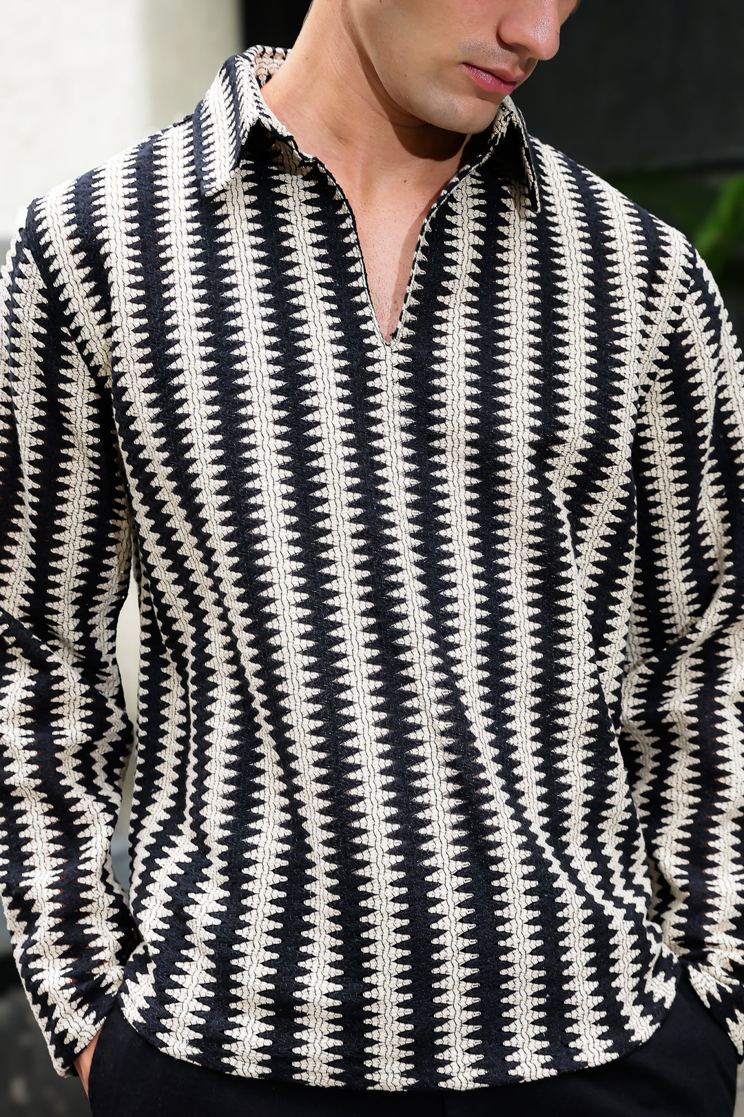 Long Sleeves : Black & Cream Zig Zag Crochet Shirt