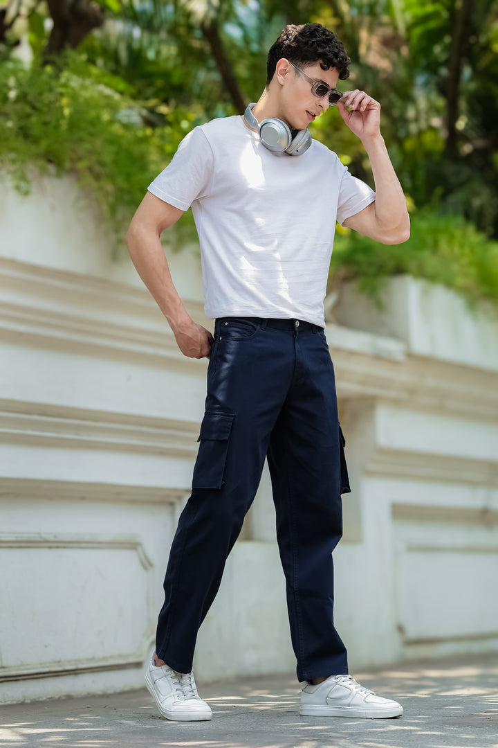 Essentials : Navy Cargo Pants