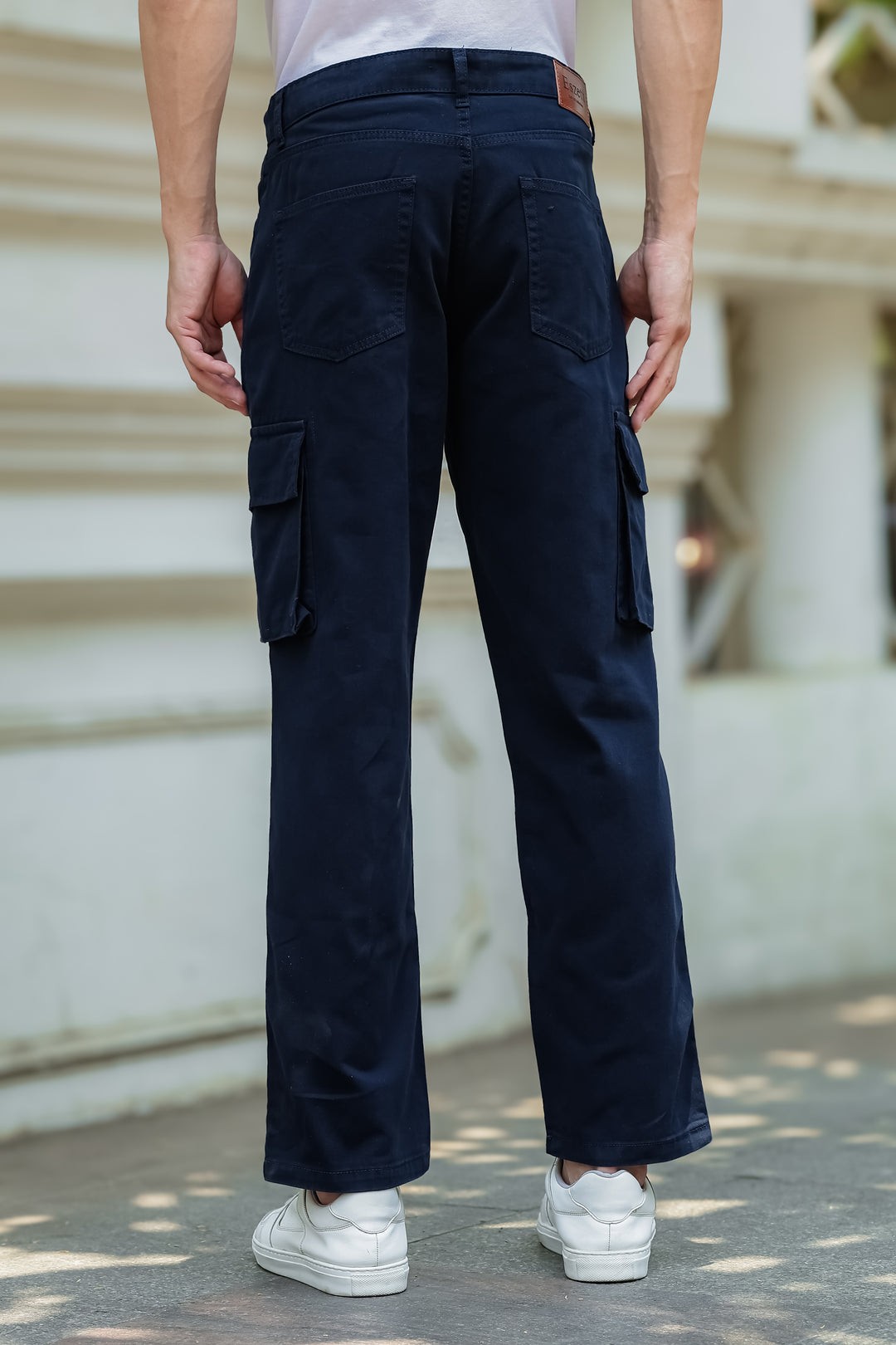 Essentials : Navy Cargo Pants