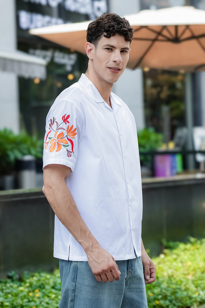 Sakura: Embroidery White Cotton Oversized Shirt