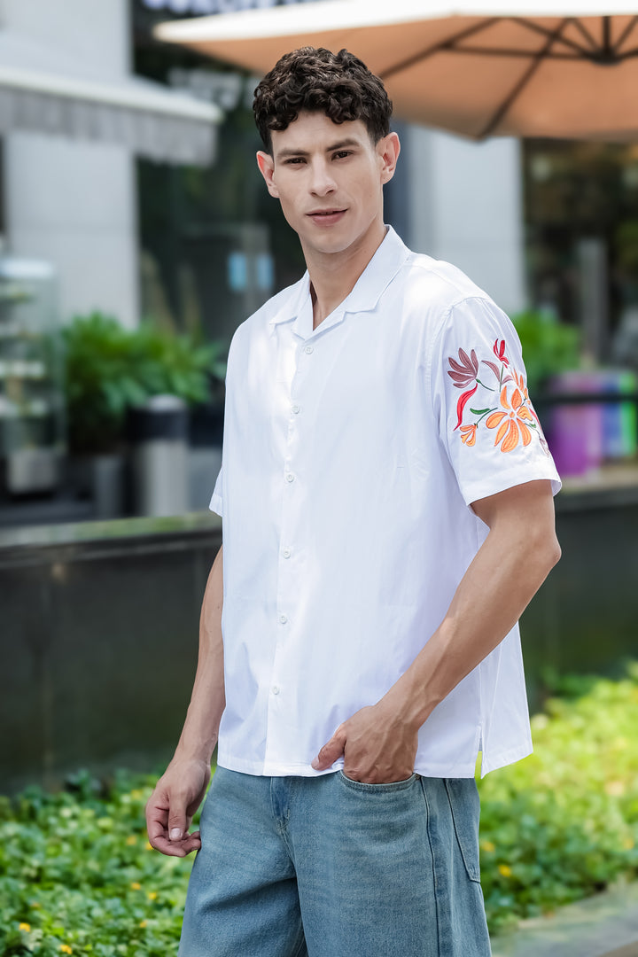 Sakura: Embroidery White Cotton Oversized Shirt