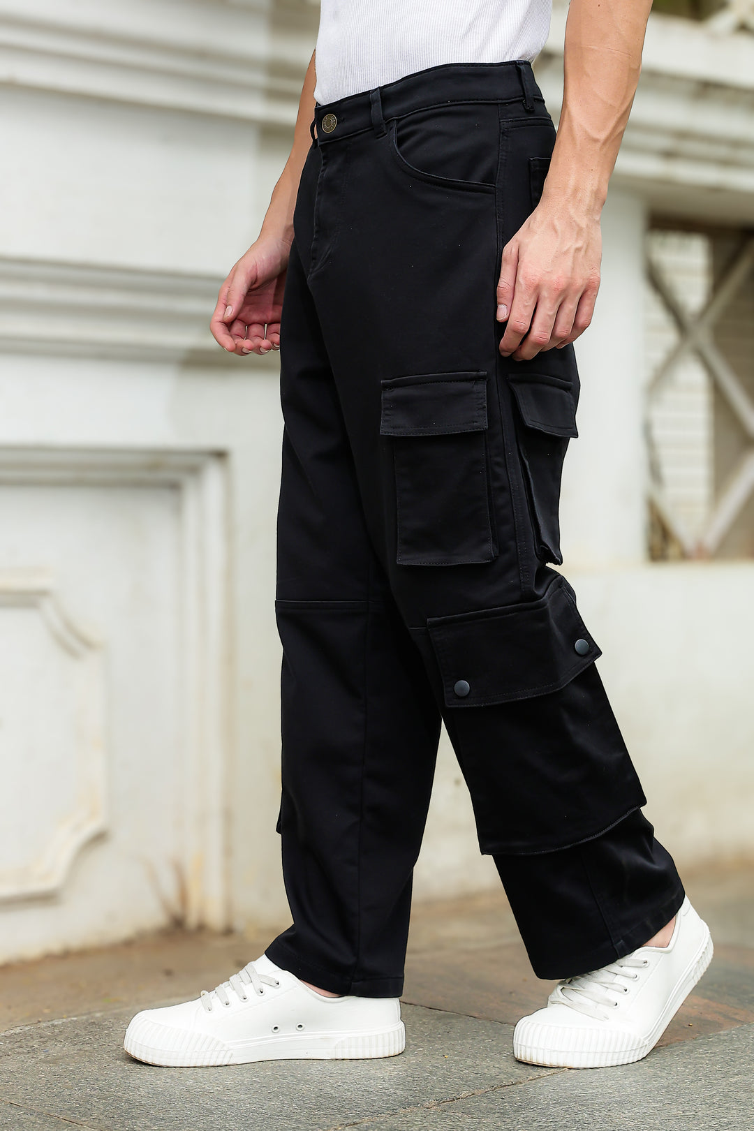 Classic: Black Twill Cargo Pants