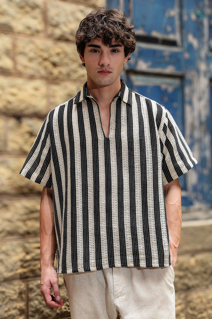 Short Sleeve : Back Ecru Crochet Shirt
