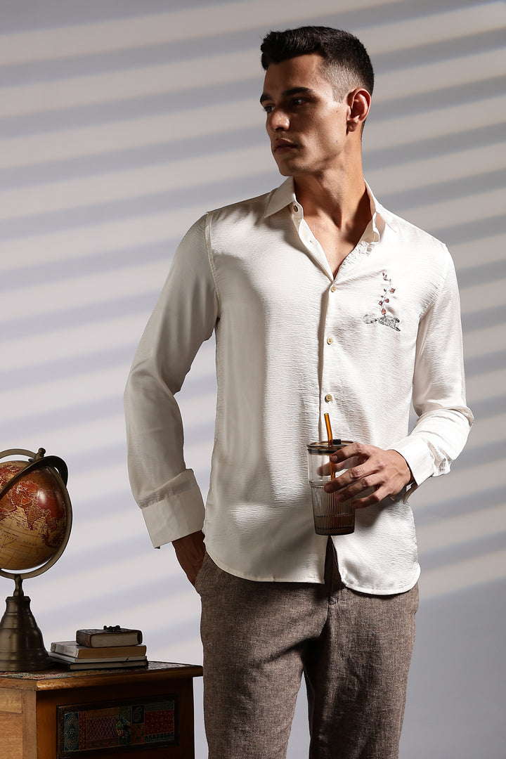 Elegant embroidery Textured fabric Shirt