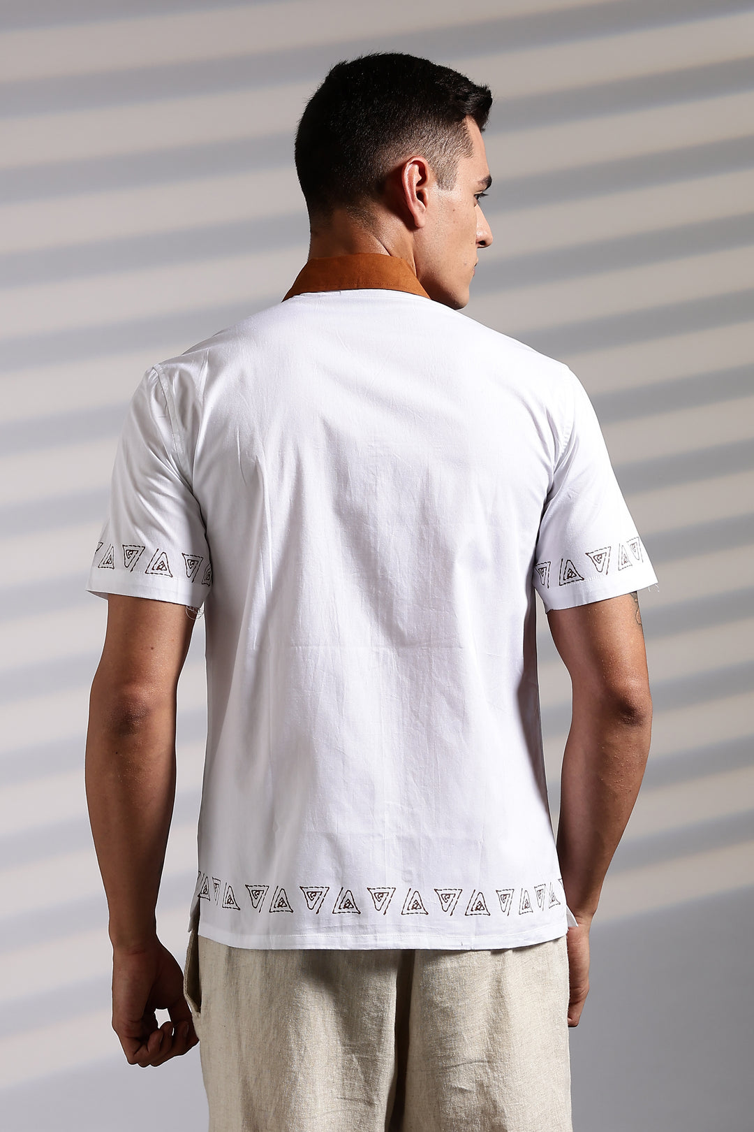 Sun: White Embroidery Cotton Cuban Shirt