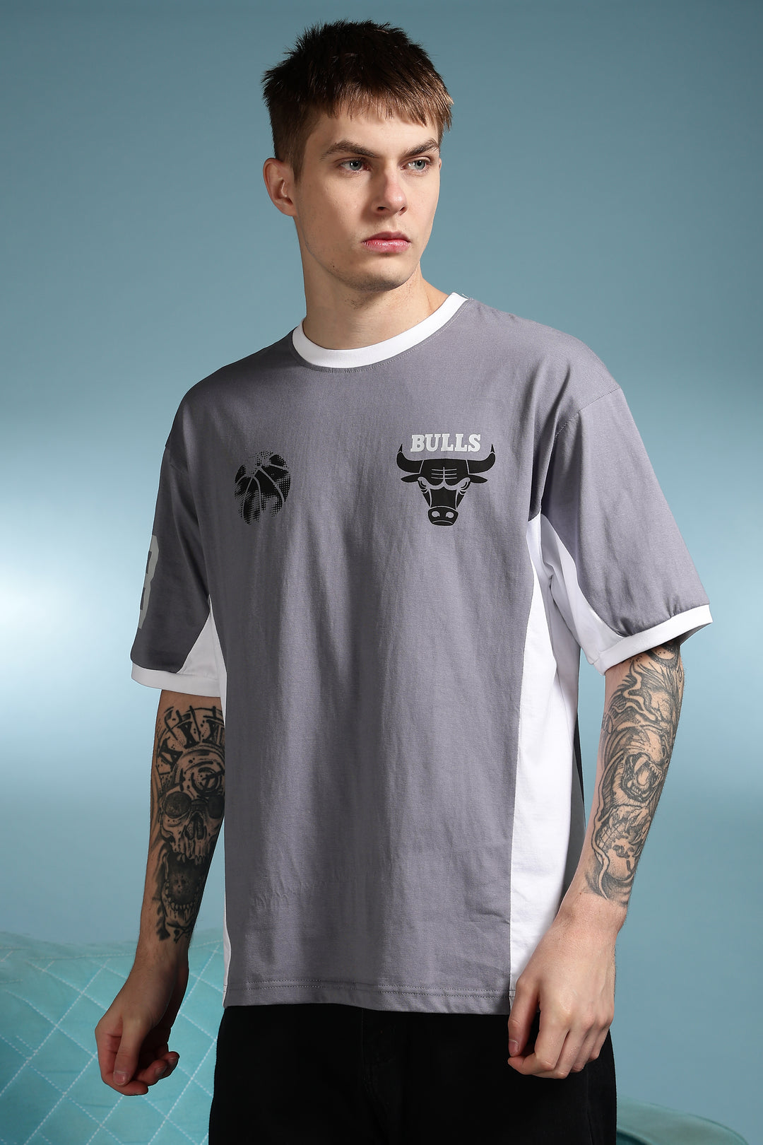 Chicago: Light Grey Oversized T-shirt