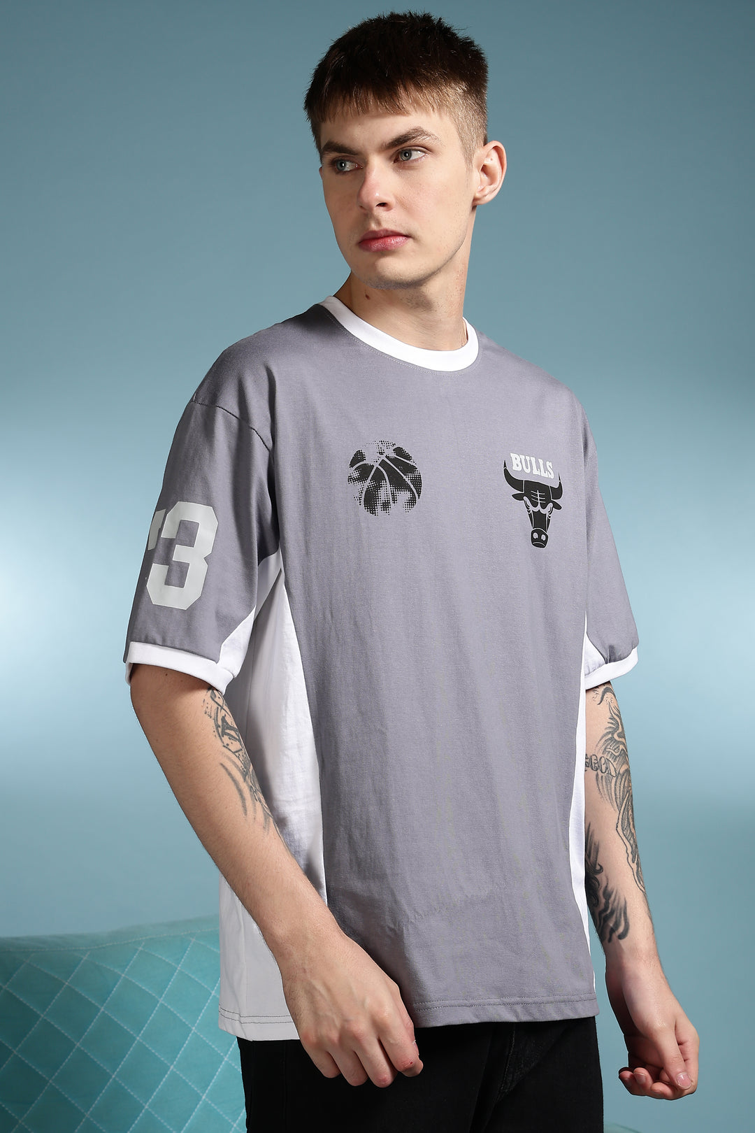 Chicago: Light Grey Oversized T-shirt