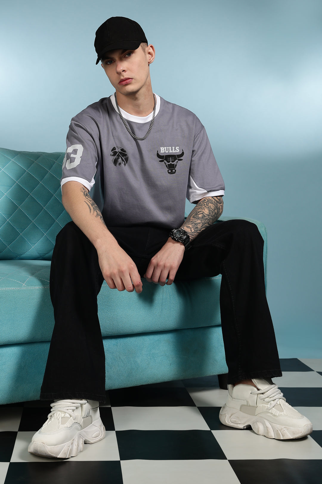 Chicago: Light Grey Oversized T-shirt