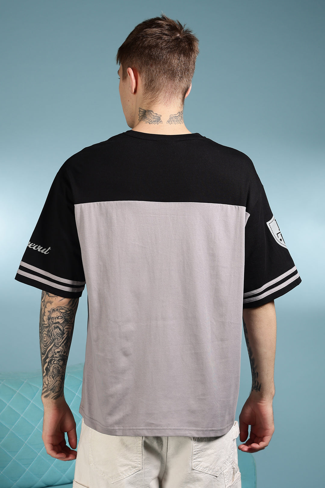 One-Nine: Oversized T-shirts