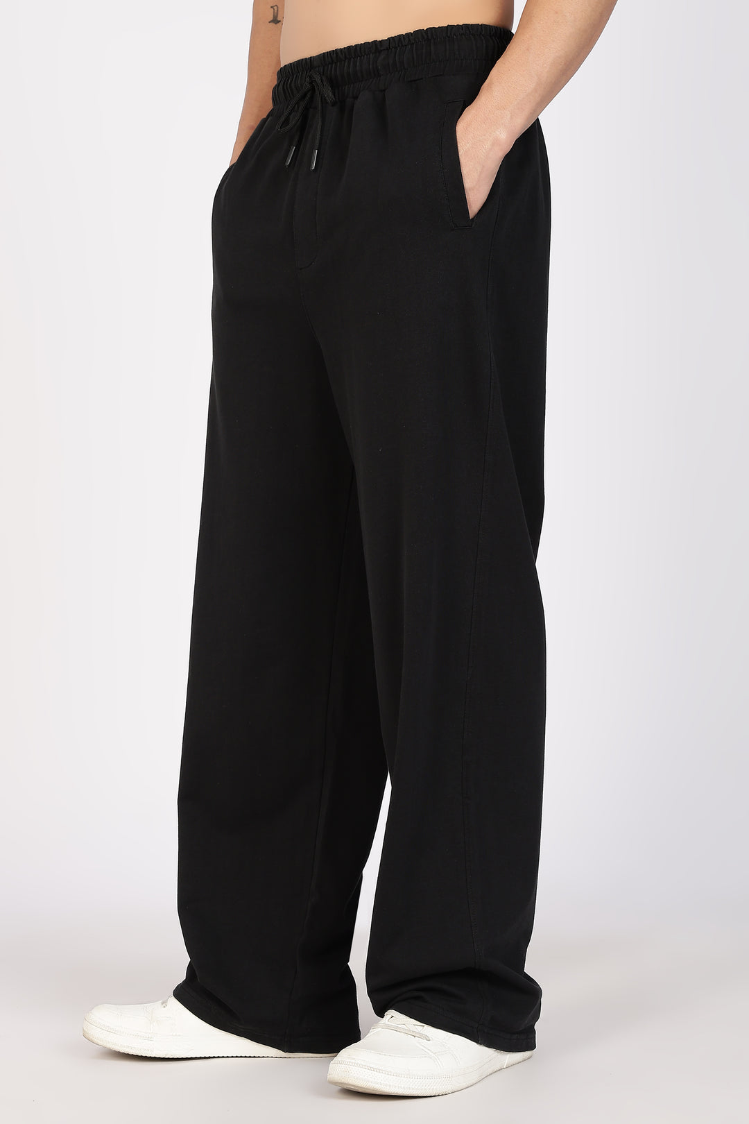 Korean Fit: Black Solid Joggers