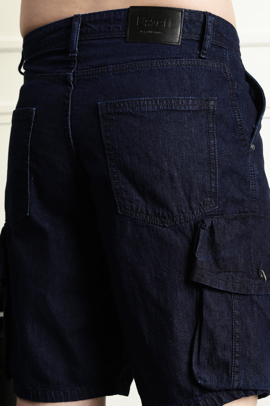 Regular Fit: unique washed denim shorts