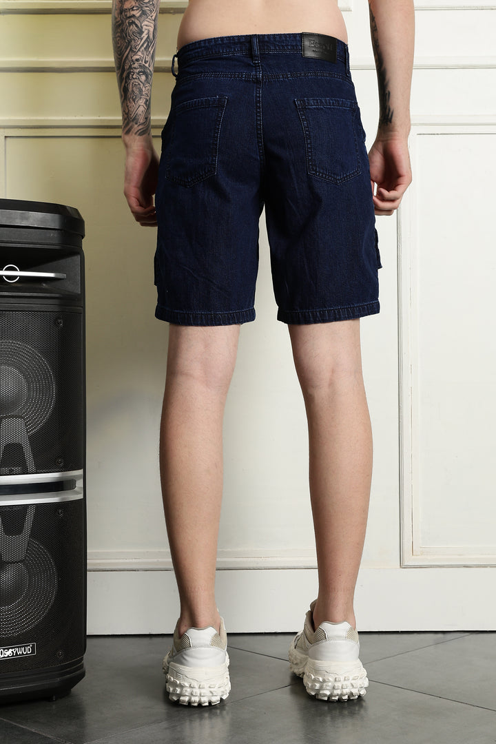 Street style washed denim shorts