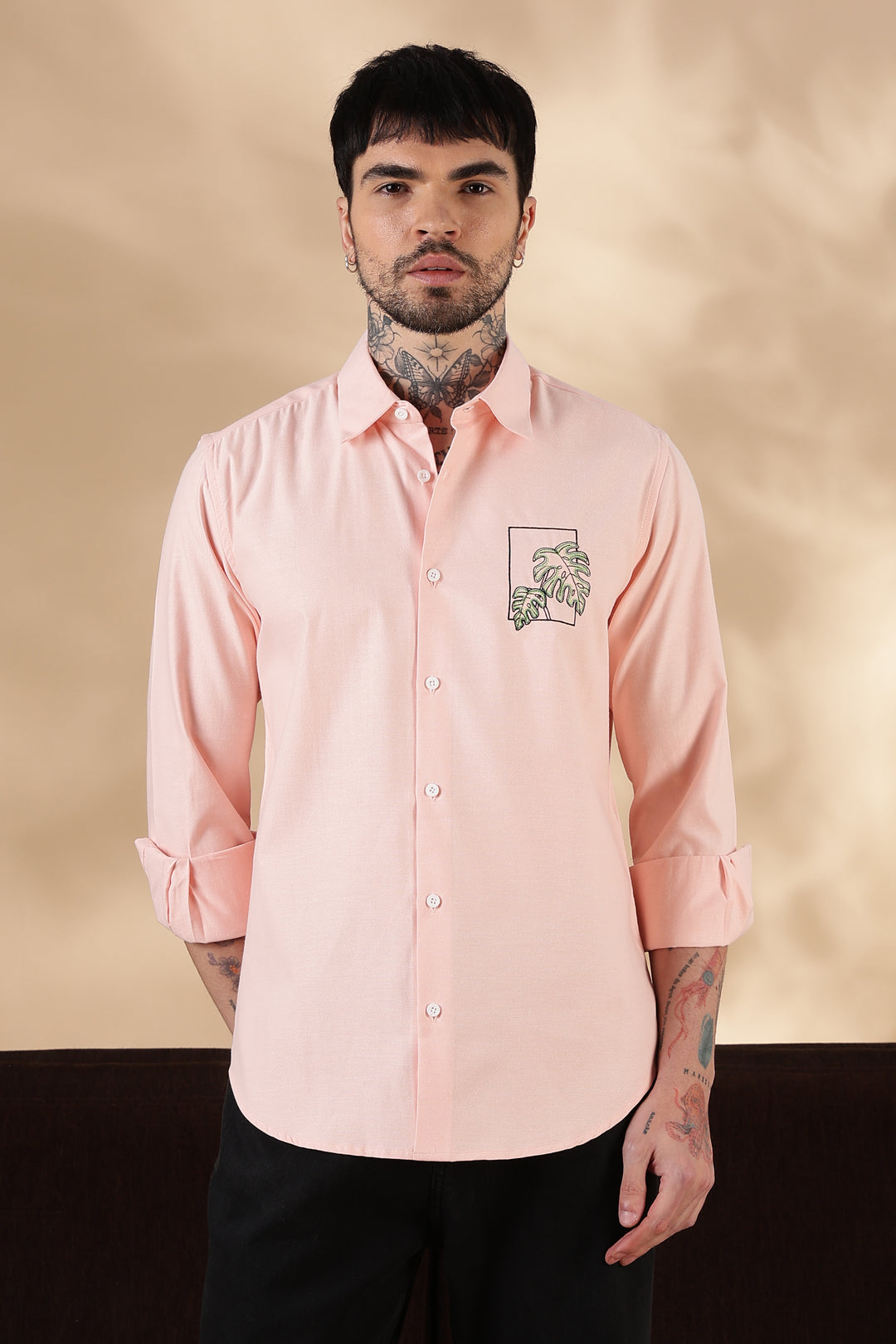 Emerald : Embroidery Pink shirt