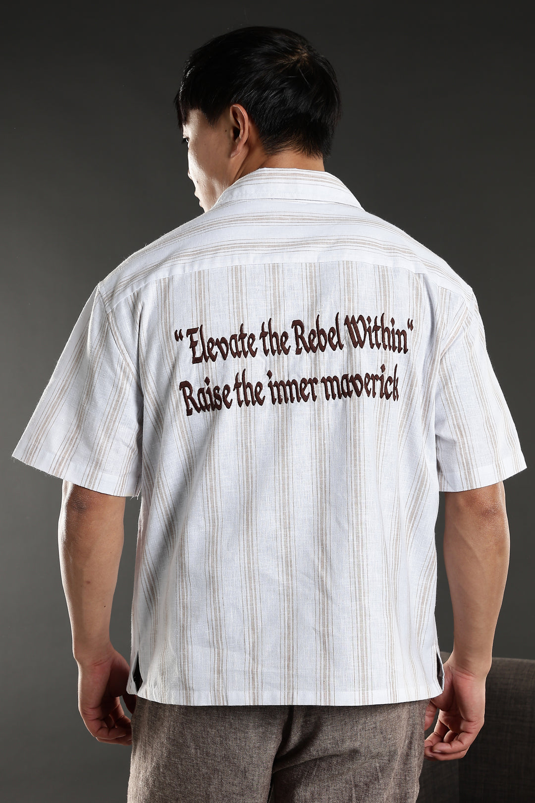 Boxy Fit: Driven Rebel Stripes White Cuban