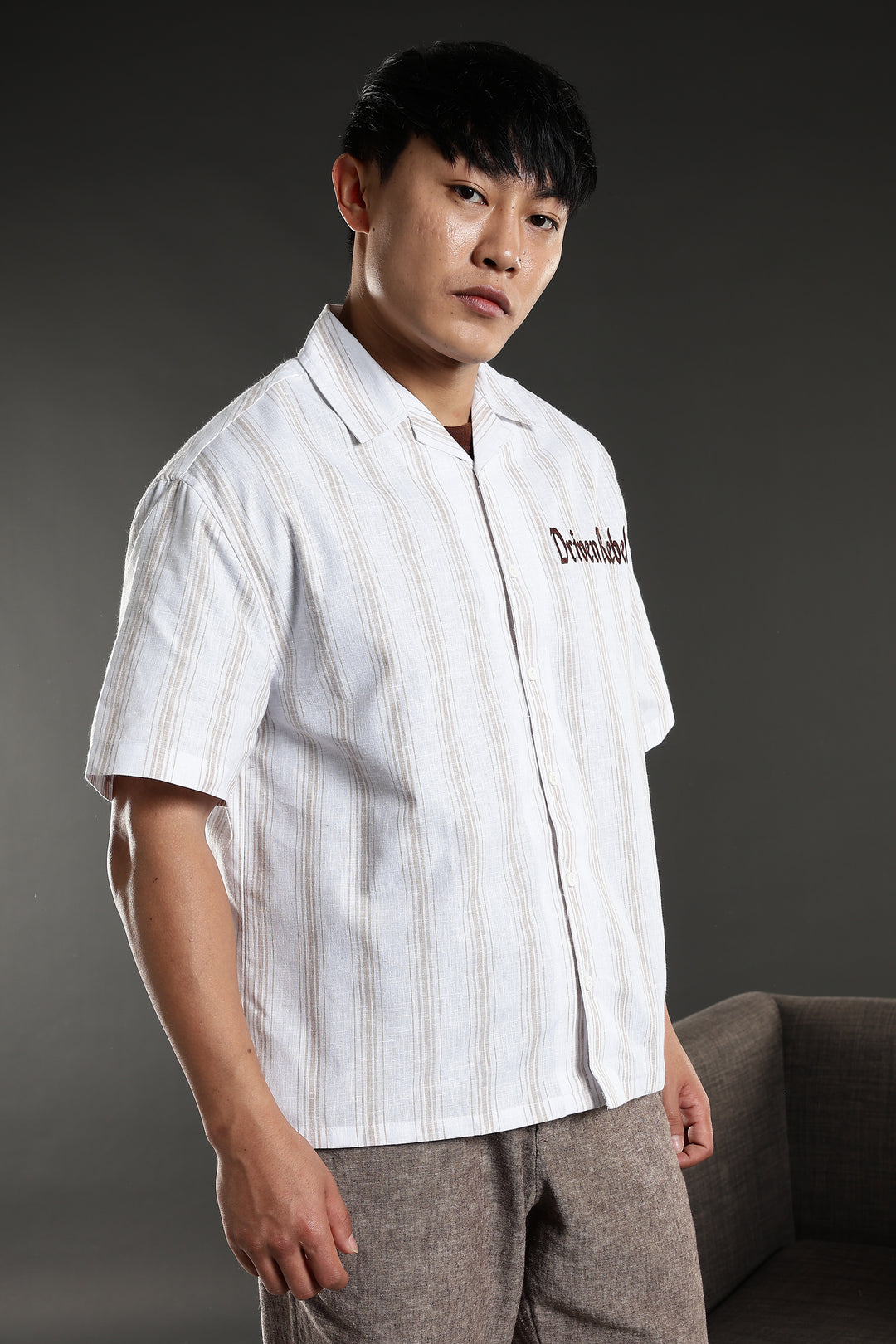 Boxy Fit: Driven Rebel Stripes White Cuban