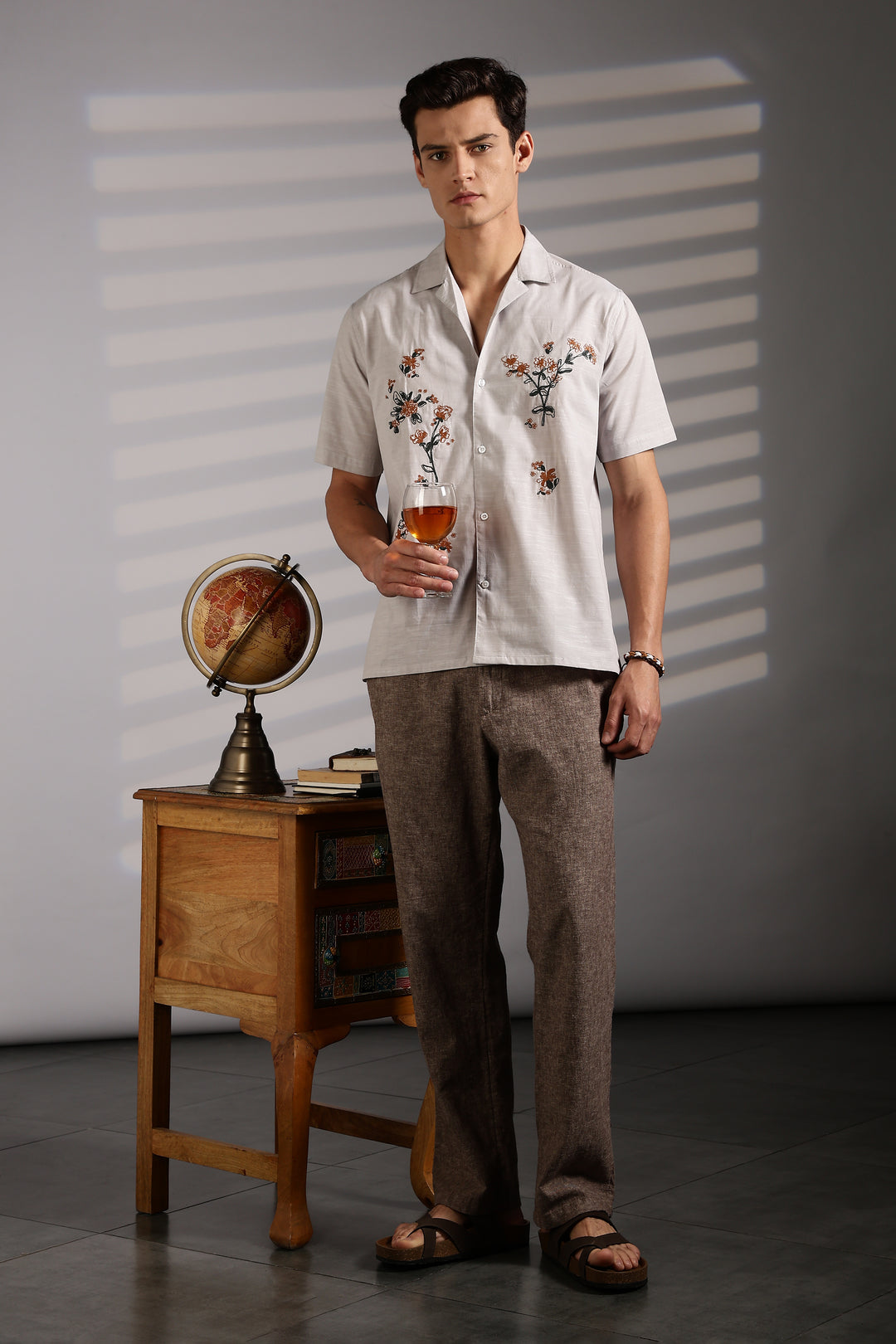 Boutonnière Embroidery Cuban shirt