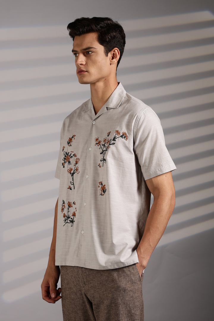 Boutonnière Embroidery Cuban shirt